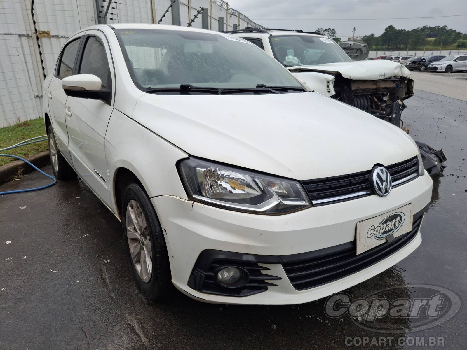 Veículo VW - VolksWagen Volkswagen VOLKSWAGEN VOYAGE 1.0 12V MPI 2017 em leilão