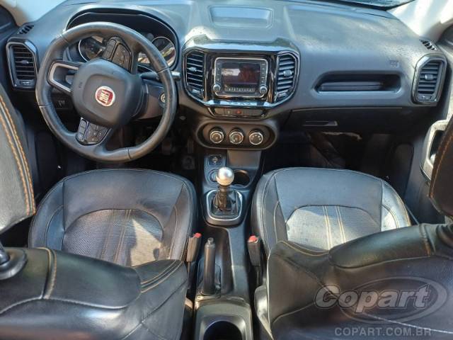 2017 FIAT TORO 