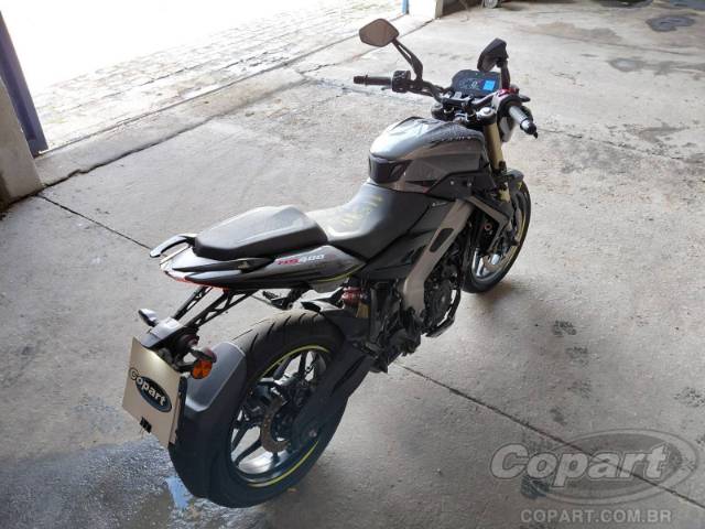 2026 BAJAJ DOMINAR 