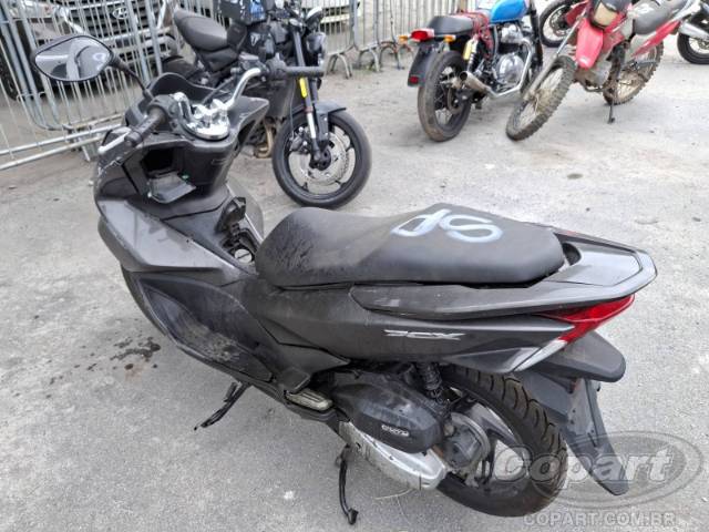 2017 HONDA PCX 