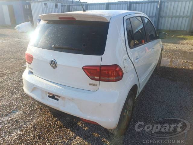2015 VOLKSWAGEN FOX 