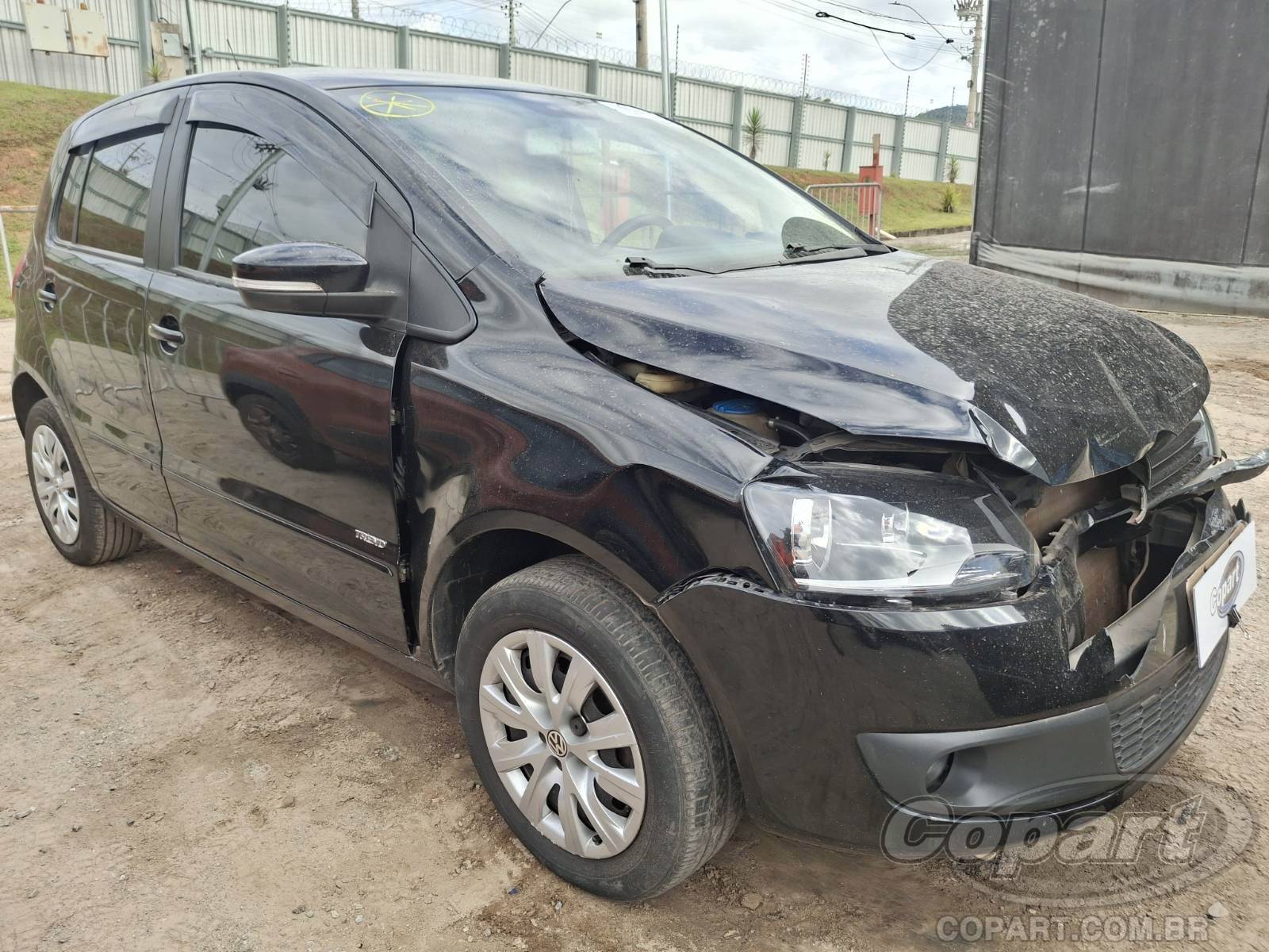 Veículo VW - VolksWagen Fox Volkswagen Fox 1.0 Total Flex 2013 2013 em leilão