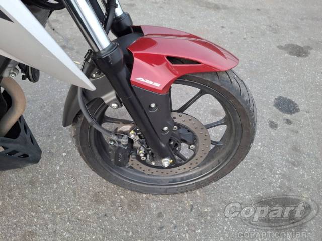 2026 HONDA CB 300F 