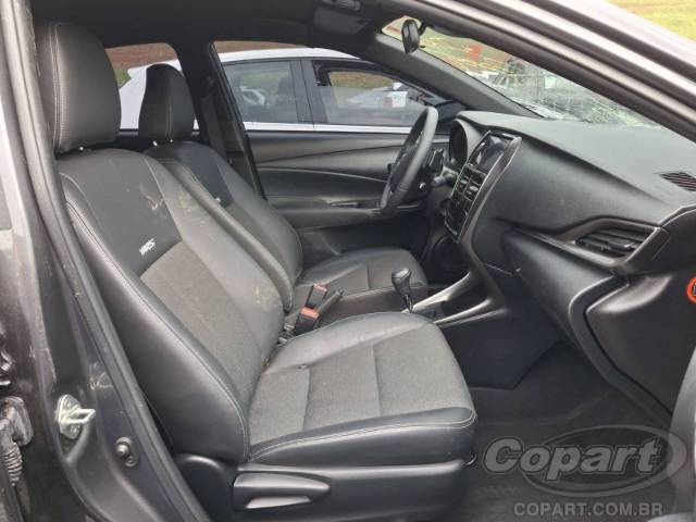2025 TOYOTA YARIS 