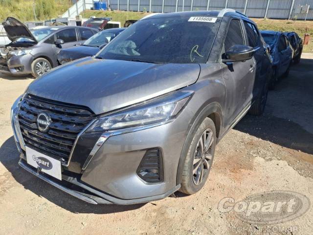 2024 NISSAN KICKS 