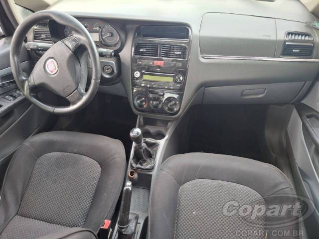 2011 FIAT LINEA 