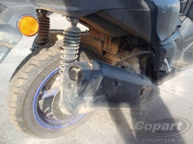 2025 YAMAHA XMAX 