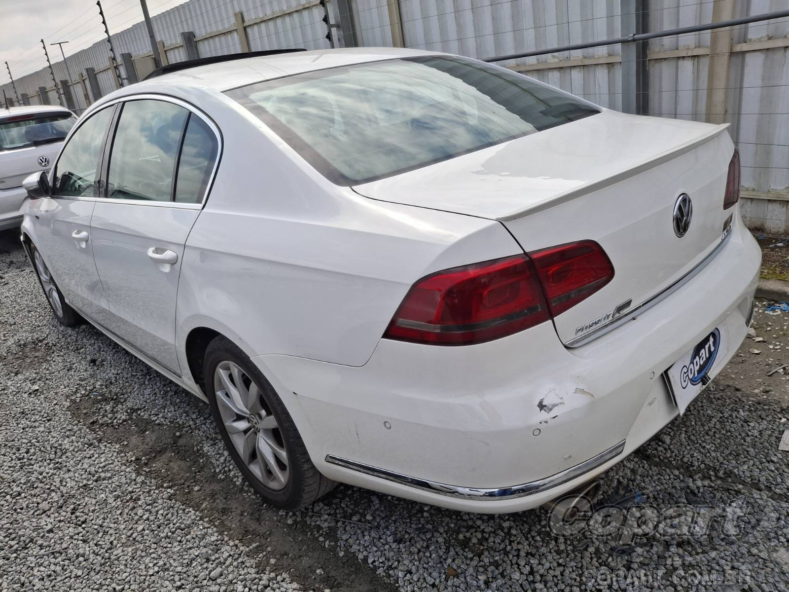 2014 VOLKSWAGEN PASSAT — foto 3 de 11