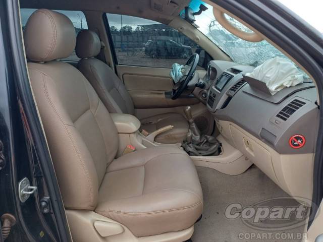 2006 TOYOTA HILUX SW4 