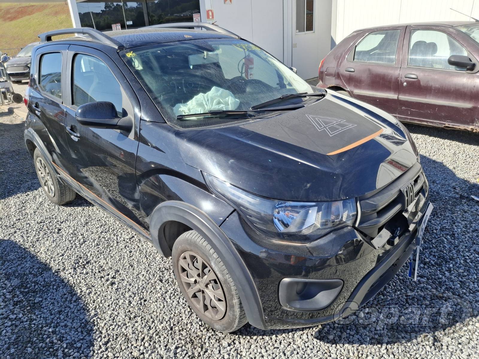 Veículo Fiat Mobi 2023 FIAT MOBI 1.0 Fire 2023 em leilão