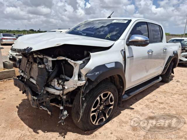2023 TOYOTA HILUX CD 