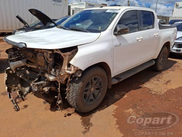 2024 TOYOTA HILUX CD 