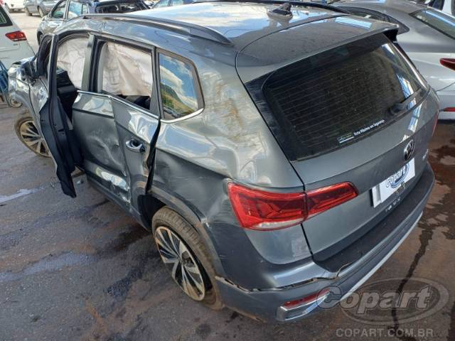 2024 VOLKSWAGEN TAOS 