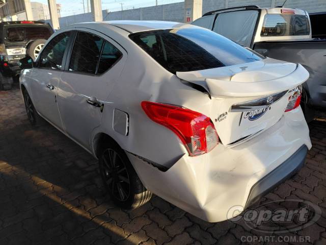 2019 NISSAN VERSA 
