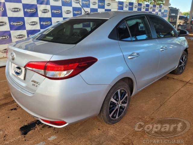 2020 TOYOTA YARIS SEDA 