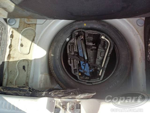 2012 VOLKSWAGEN FOX 