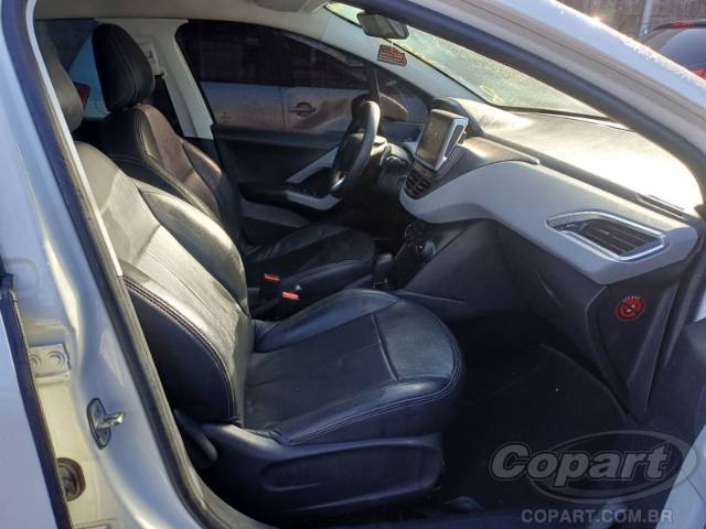 2015 PEUGEOT 208 