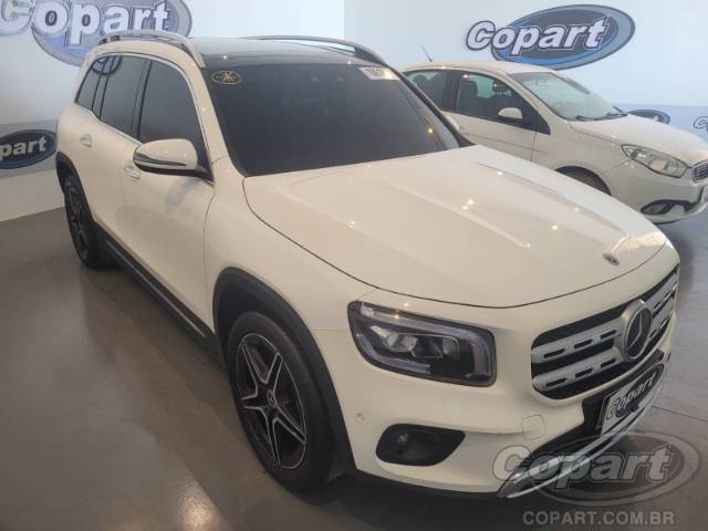 2021 MERCEDES BENZ GLB 