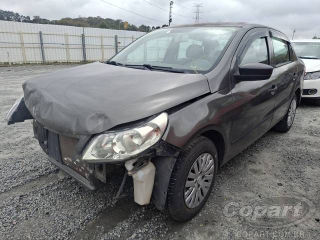 2010 VOLKSWAGEN VOYAGE 