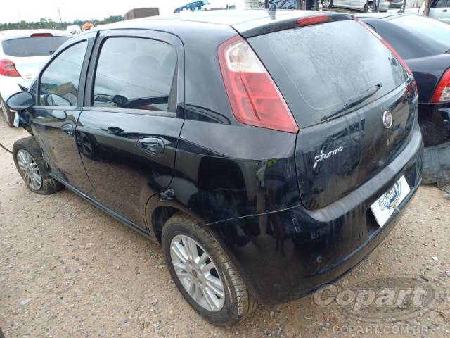 2011 FIAT PUNTO 