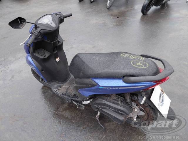 2025 YAMAHA FLUO 