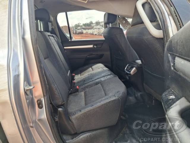 2025 TOYOTA HILUX CD 