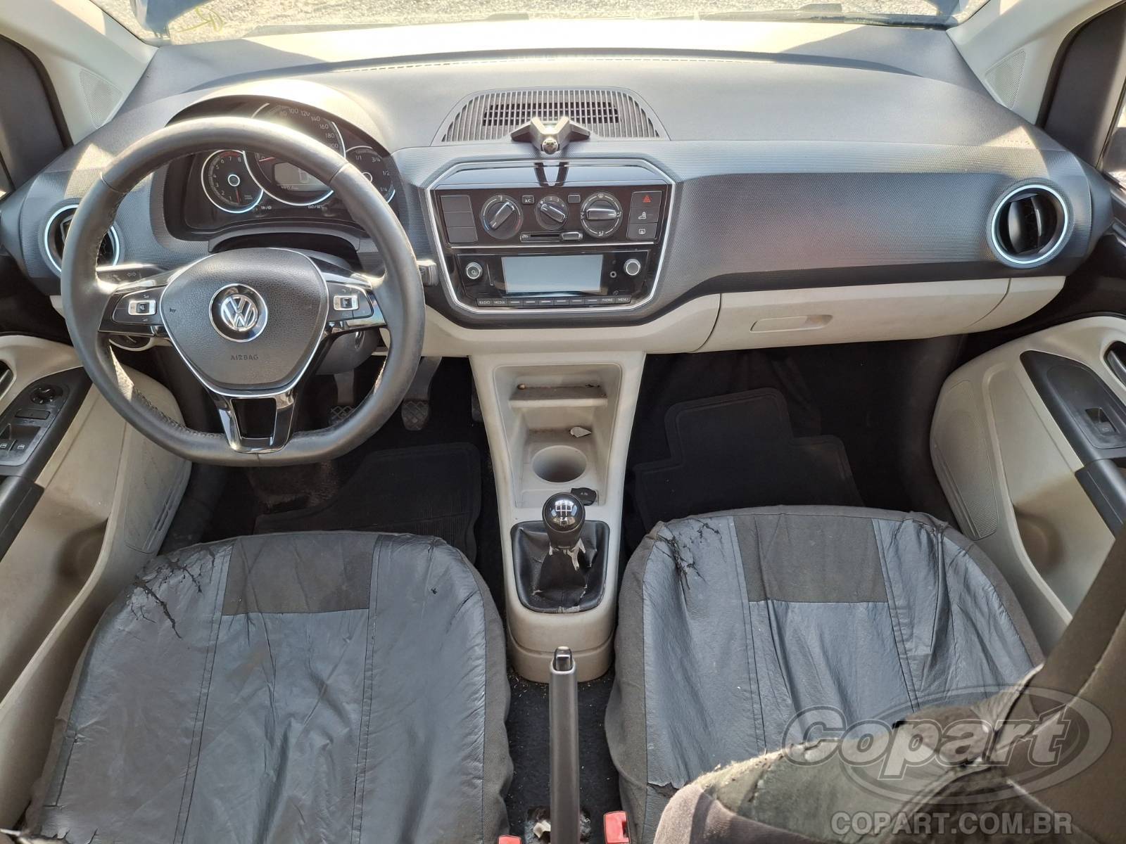 2018 VOLKSWAGEN UP — foto 9 de 15