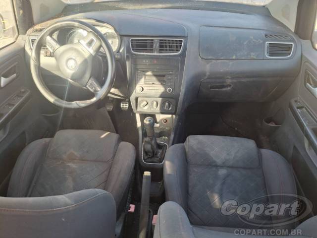 2013 VOLKSWAGEN SPACEFOX 