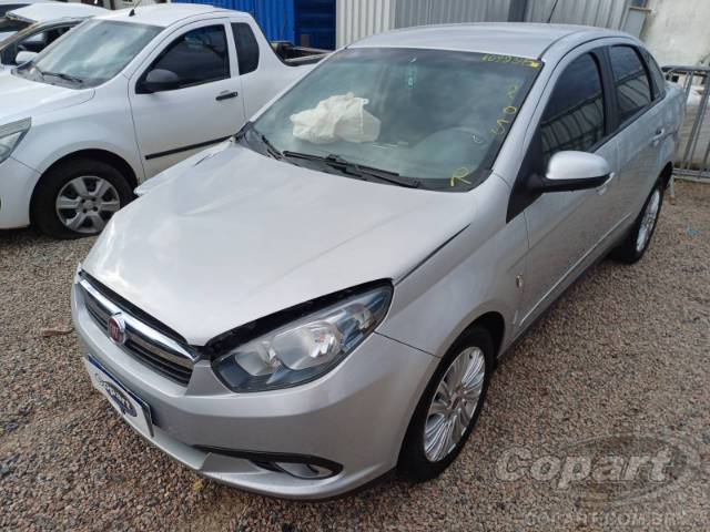 2015 FIAT GRAND SIENA 