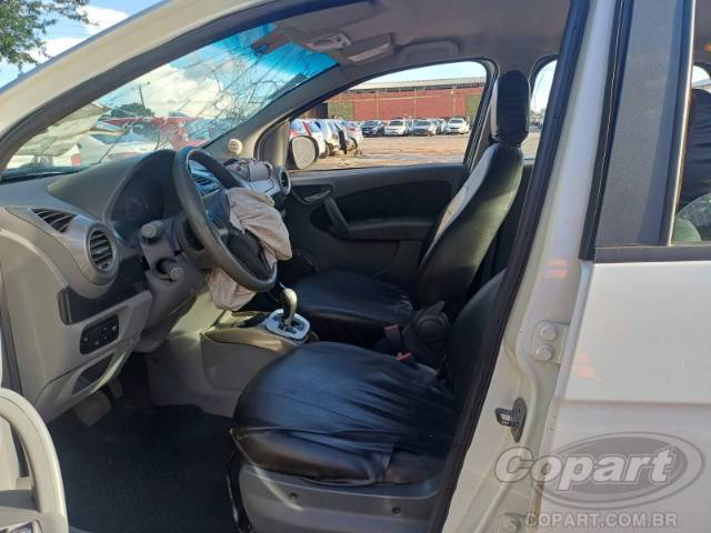 2016 FIAT GRAND SIENA 