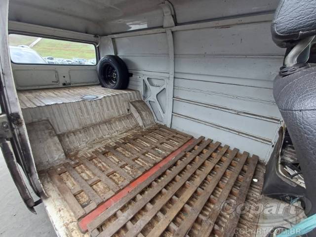 2001 VOLKSWAGEN KOMBI FURGAO 
