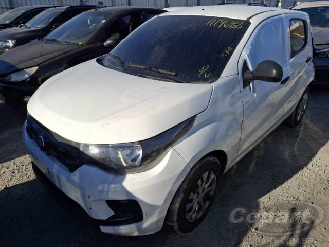 2017 FIAT MOBI 