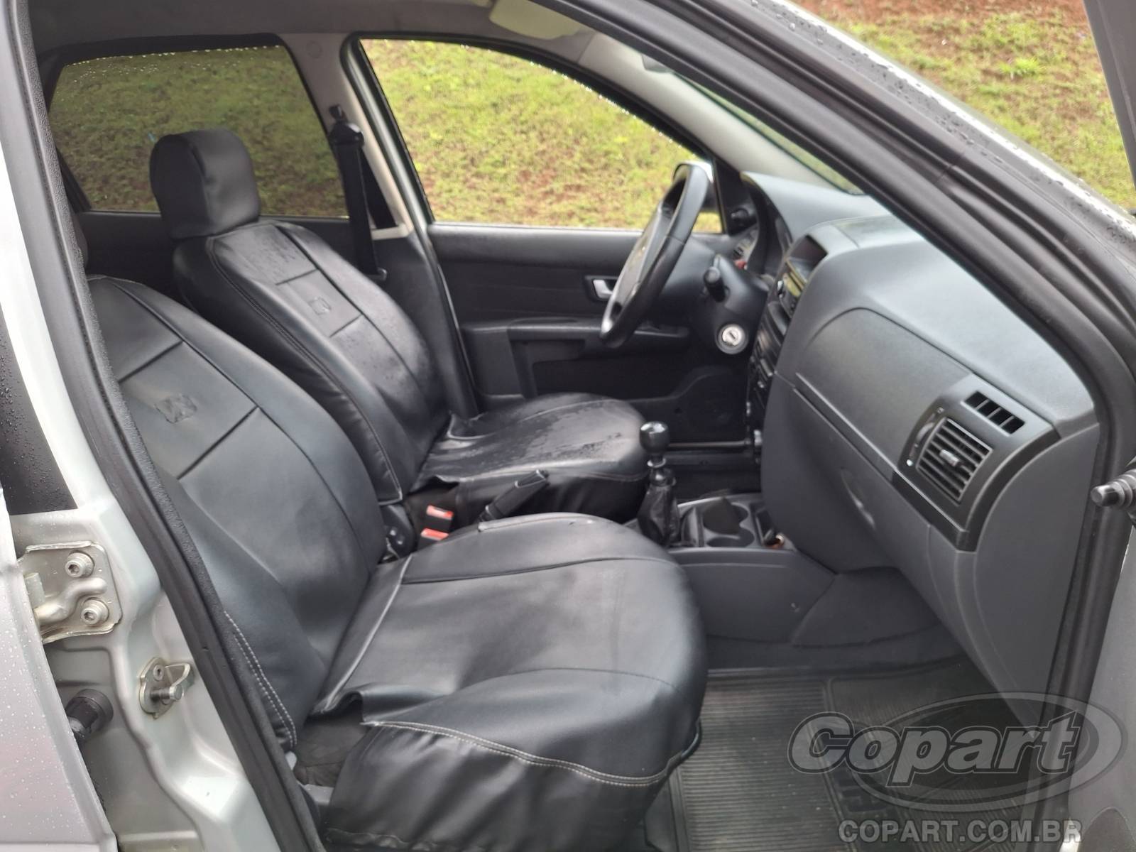 Foto 5: 2010 FIAT SIENA