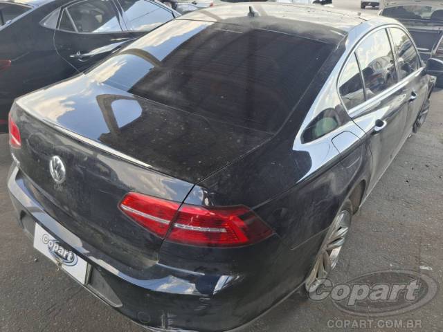 2018 VOLKSWAGEN PASSAT 