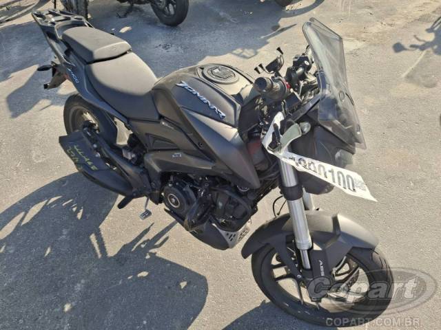 2025 BAJAJ DOMINAR 