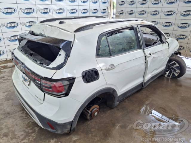 2025 VOLKSWAGEN T-CROSS 