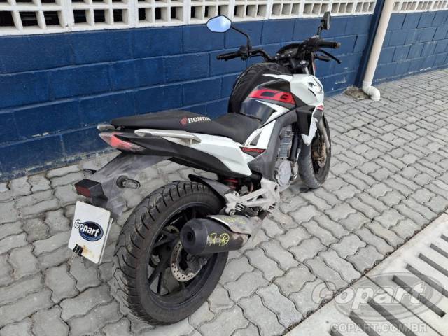 2019 HONDA CB 250 F 
