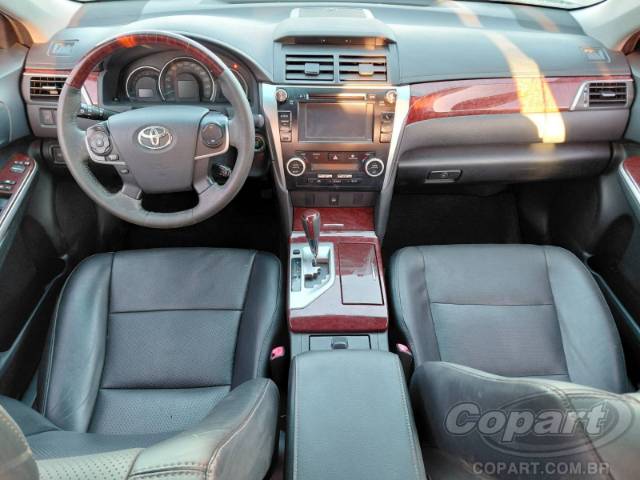 2013 TOYOTA CAMRY 