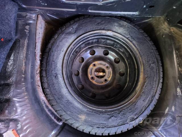 2005 FORD FIESTA 