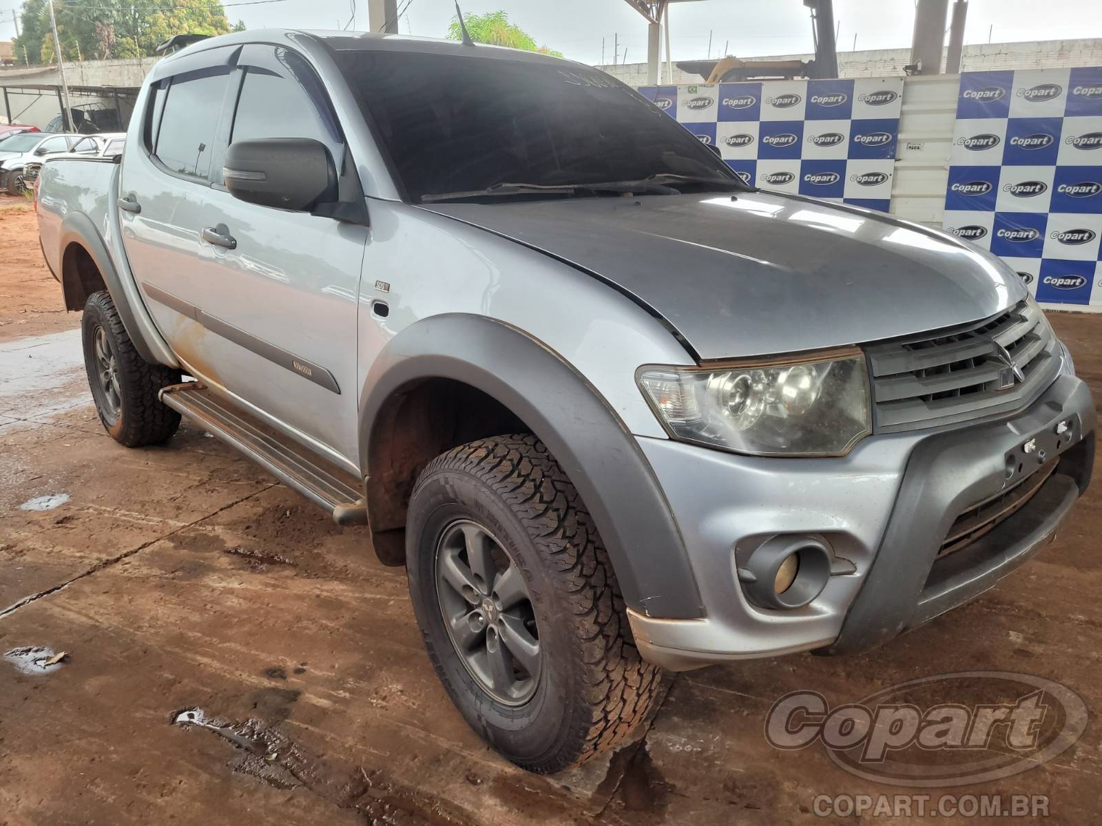 Mitsubishi L200 Triton