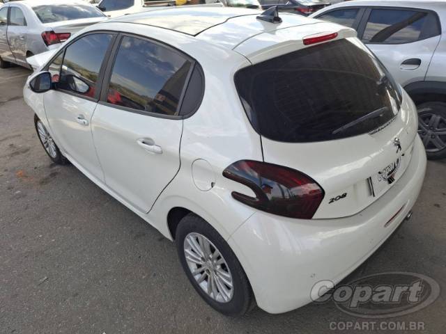 2017 PEUGEOT 208 