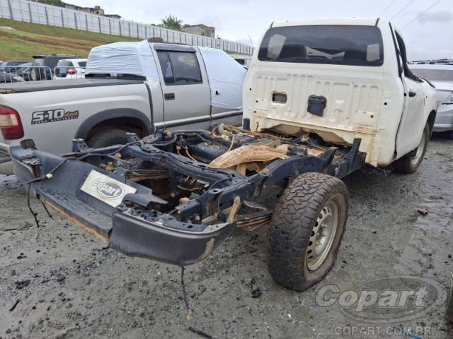 2024 TOYOTA HILUX CS 