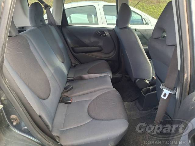 2005 HONDA FIT 
