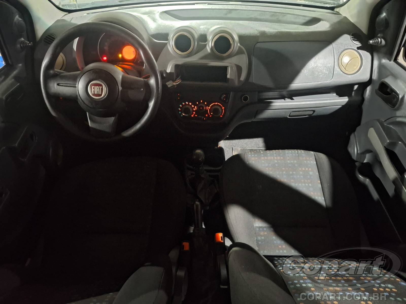 Foto 9 de 10: 2014 FIAT UNO