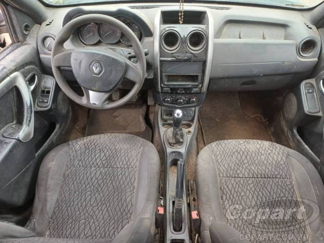 2019 RENAULT DUSTER OROCH 