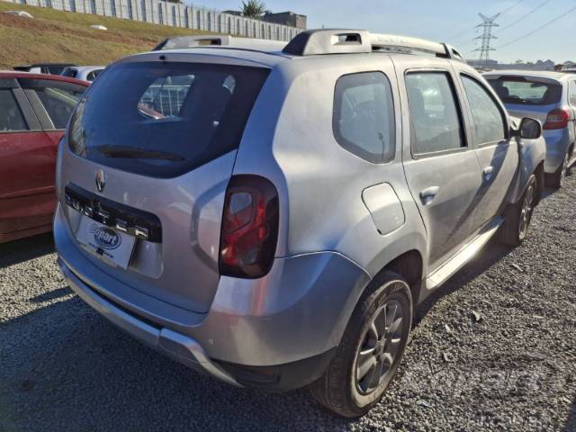 2018 RENAULT DUSTER 