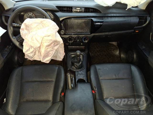 2024 TOYOTA HILUX CD 