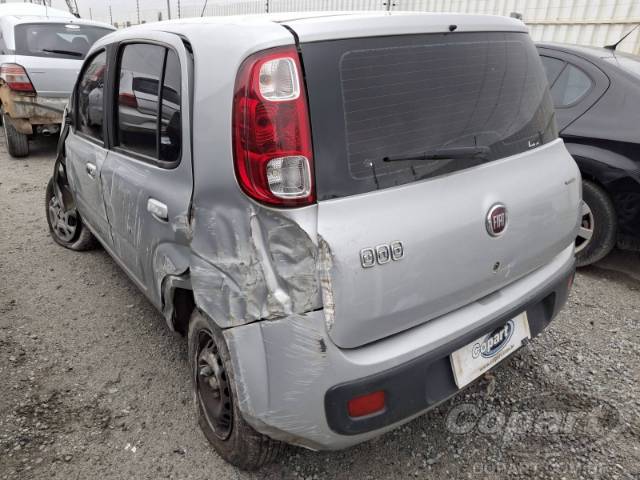 2015 FIAT UNO 