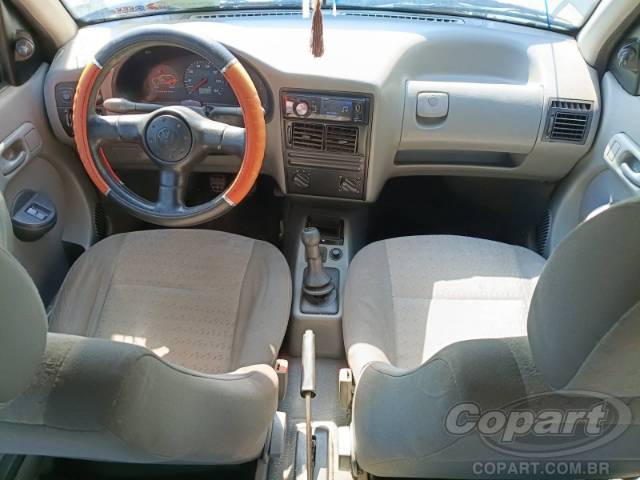 2001 VOLKSWAGEN GOL 