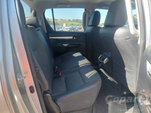 2024 TOYOTA HILUX CD 